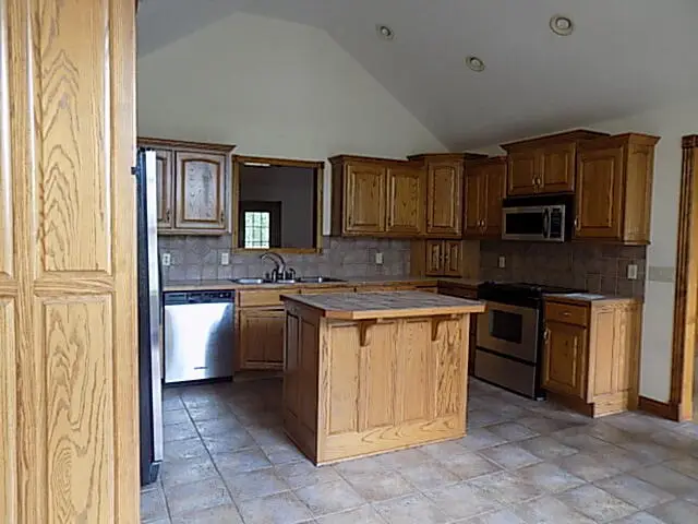 2125 W Koryton Drive, Nixa, MO 65714 - #2