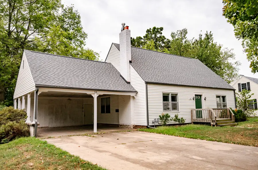 518 W College Street, Aurora, MO 65605 - #2