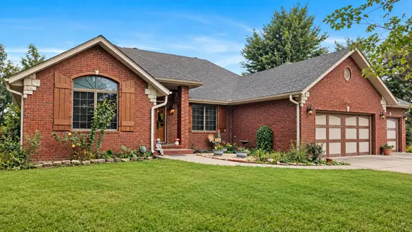 588 E Southernview Road, Ozark, MO 65721