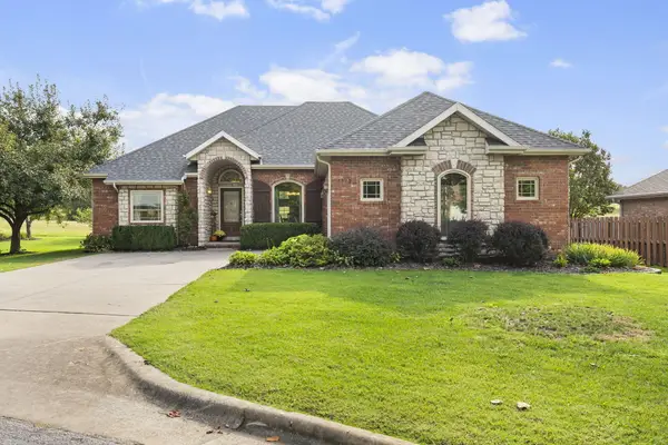 1712 N Gregory Drive, Nixa, MO 65714