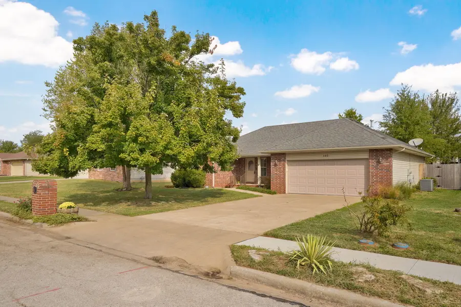 102 Emily Lane, Willard, MO 65781 - #2