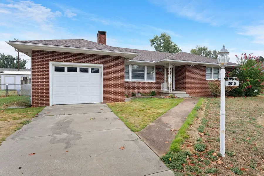 3015 Missouri Avenue, Joplin, MO 64804 - #2