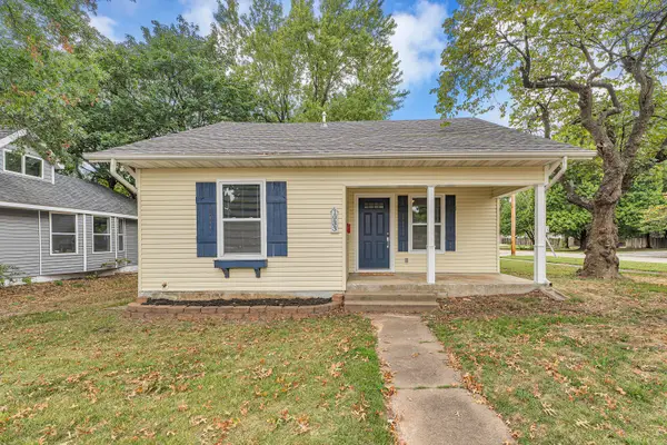 1033 N Fremont Avenue, Springfield, MO 65802