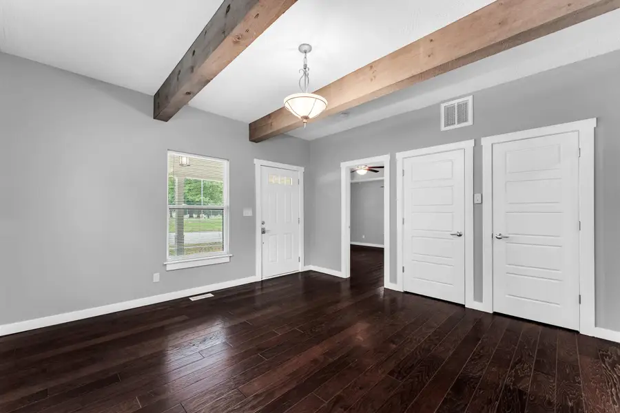 1033 N Fremont Avenue, Springfield, MO 65802 - #3