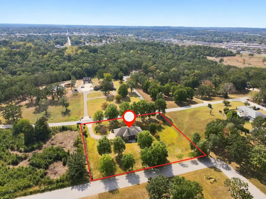 203 Rader Drive, West Plains, MO 65775 - #3