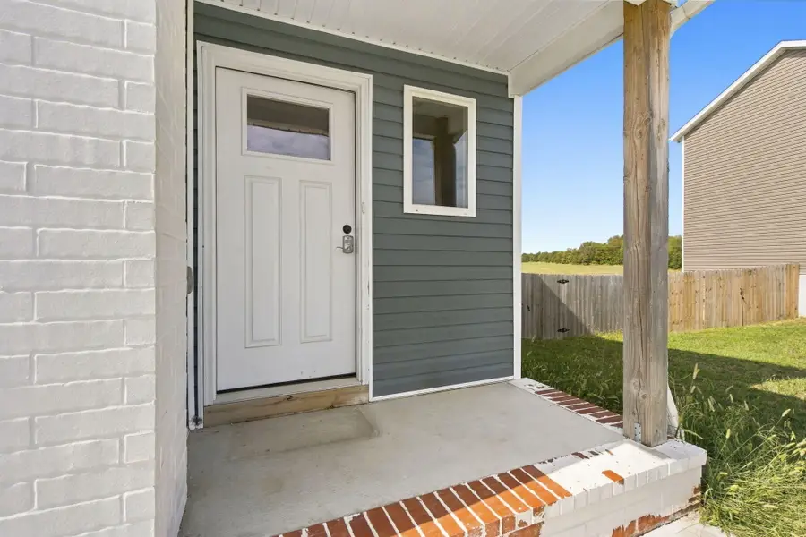 1202 E Perry Street, Republic, MO 65738 - #3