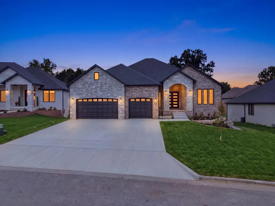 2054 N Silver Charm Avenue, Springfield, MO 65802 - #2