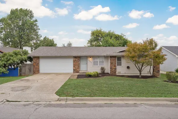 2653 W Blackburn Drive, Springfield, MO 65807