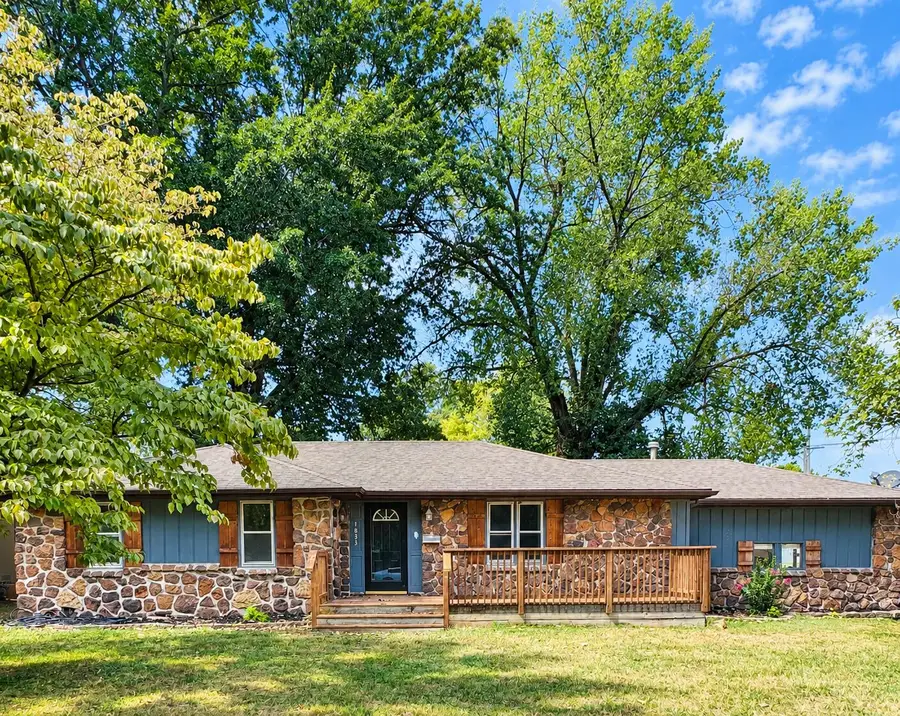 1833 S Westwood Avenue, Springfield, MO 65807 - #2