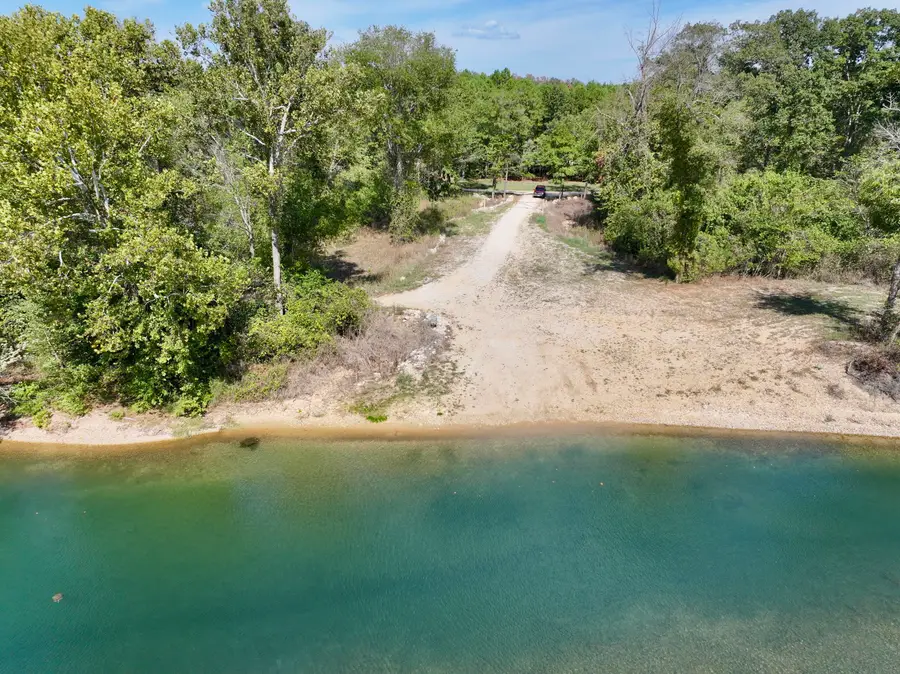 000 Lueckel Drive, Van Buren, MO 63965 - #3