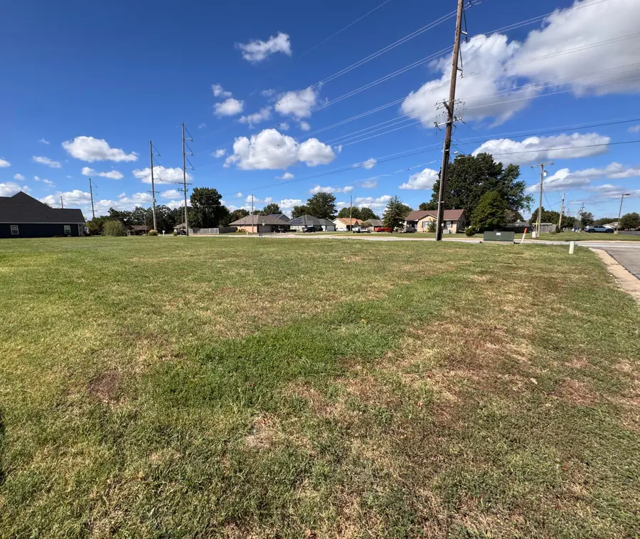 2604 W 26th Street, Joplin, MO 64804 - #2