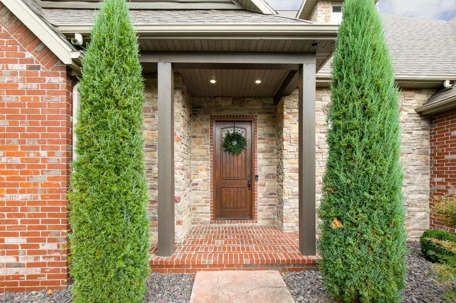 6268 S Weatherwood Trail, Springfield, MO 65810 - #3