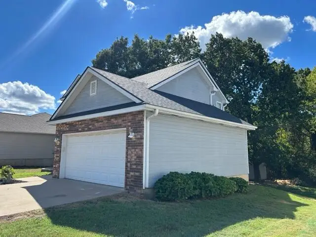4306 S Illinois Avenue, Joplin, MO 64804 - #2