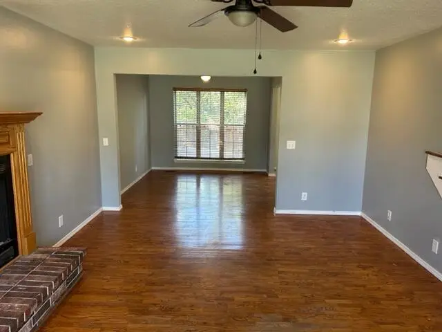 4306 S Illinois Avenue, Joplin, MO 64804 - #3