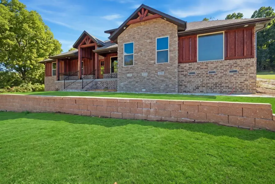 1914 W Patton Place, Nixa, MO 65714 - #2