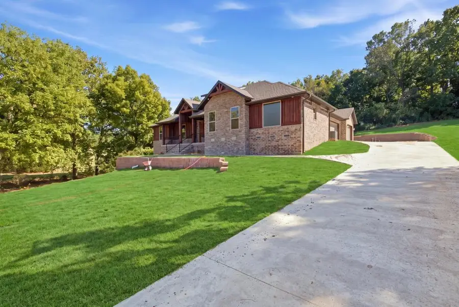 1914 W Patton Place, Nixa, MO 65714 - #3