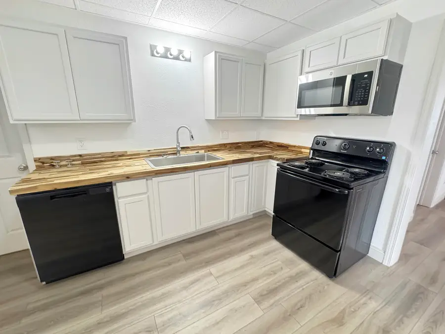 1822 S Sergeant Avenue, Joplin, MO 64804 - #2