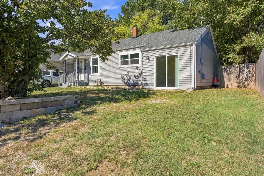 1127 E Pacific Street, Springfield, MO 65803 - #3
