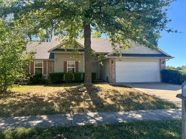3726 W Kay Pointe Boulevard, Springfield, MO 65802 - #1