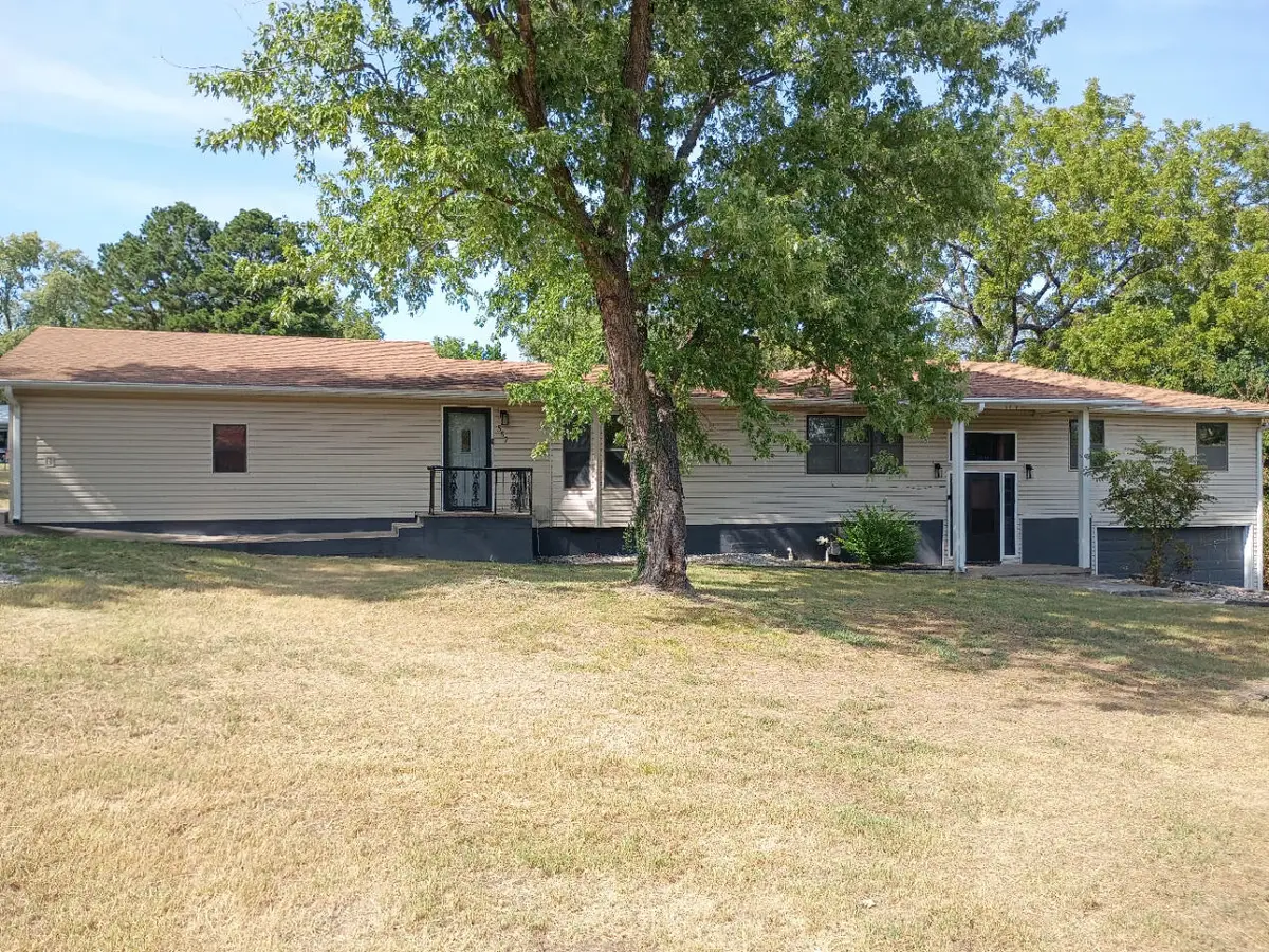 557 E Church Street, Granby, MO 64844 - #1