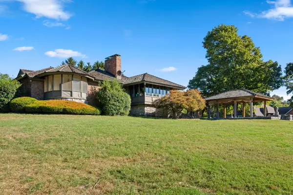3886 E Hawthorne Hill Lane, Springfield, MO 65809