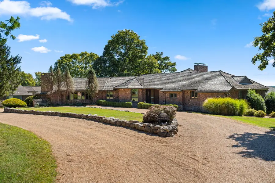 3886 E Hawthorne Hill Lane, Springfield, MO 65809 - #3