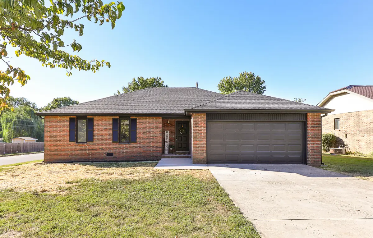 1106 W Seminole Street, Springfield, MO 65807 - #1