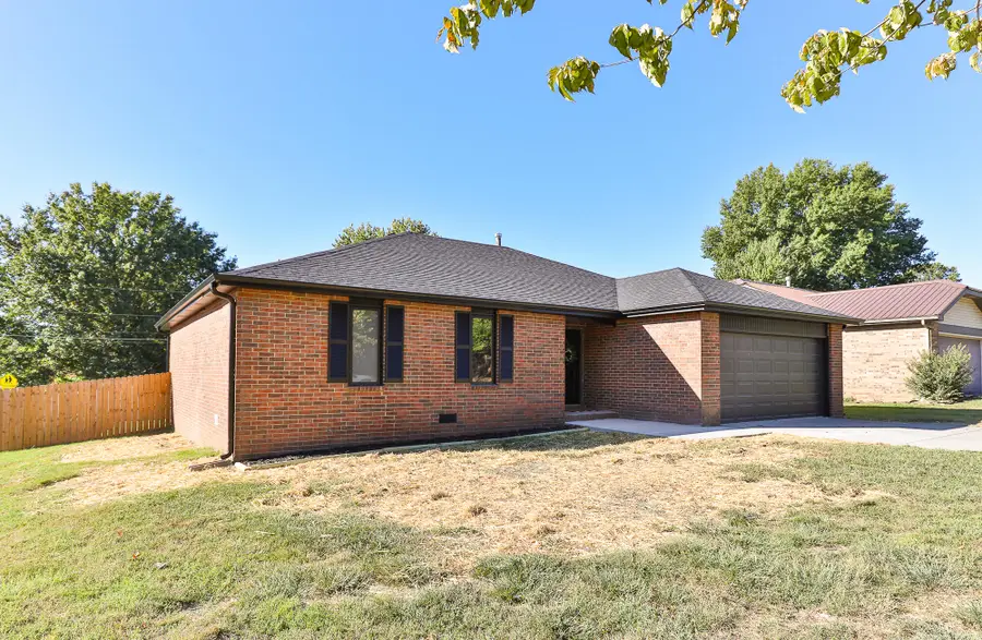 1106 W Seminole Street, Springfield, MO 65807 - #2