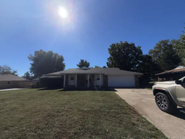 4160 W Tarkio Street, Springfield, MO 65802