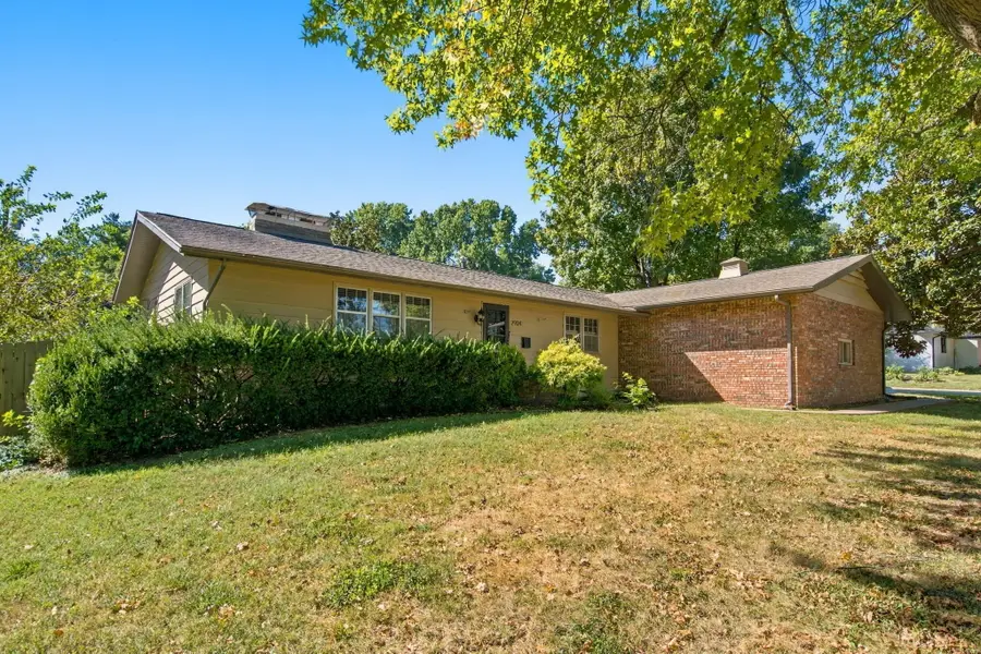 2904 E Eastmoor Drive, Springfield, MO 65804 - #2
