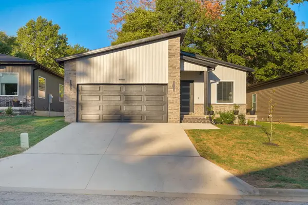 2605 N Prospect Avenue, Springfield, MO 65803