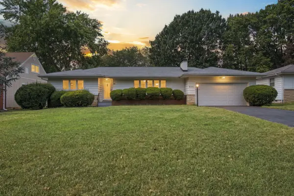 2141 S Luster Avenue, Springfield, MO 65804