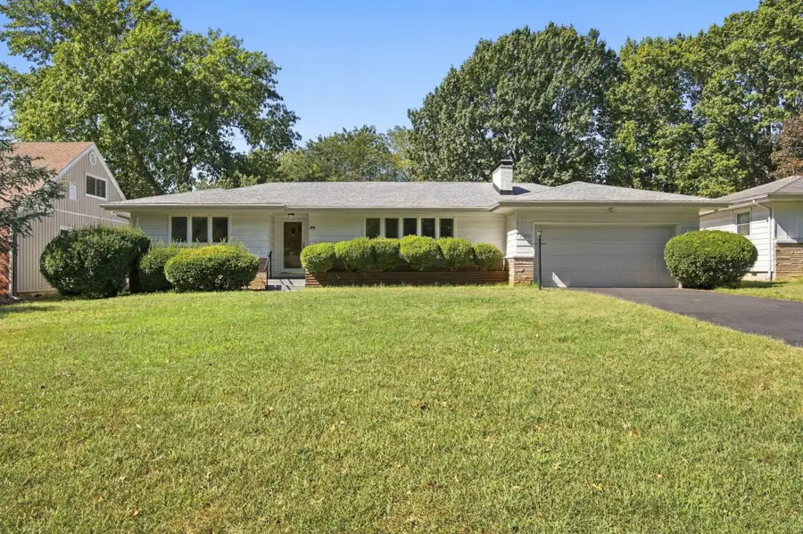 2141 S Luster Avenue, Springfield, MO 65804 - #2