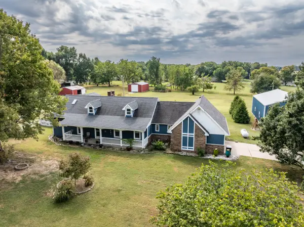 2704 W Sharon Drive, Ozark, MO 65721
