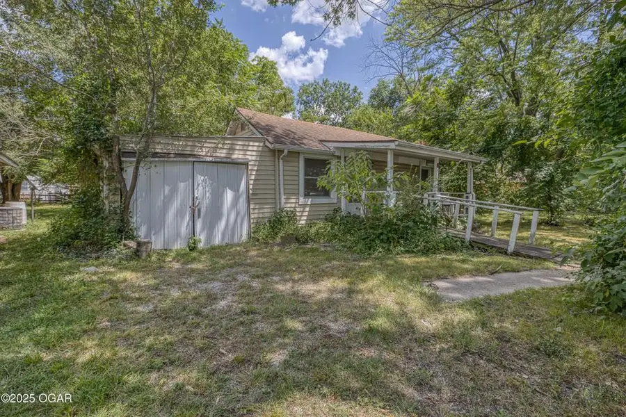 1205 Wisconsin Avenue, Joplin, MO 64801 - #2