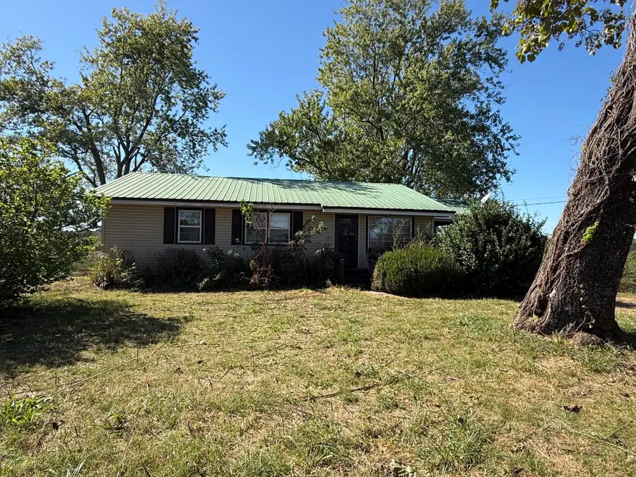 7436 Zion Road, Melbourne, AR 72556 - #2