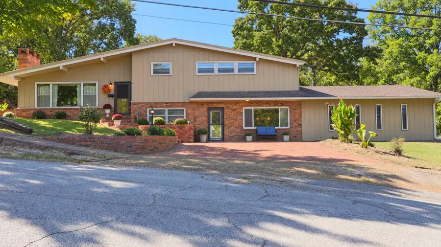 205 N 5th Street, Thayer, MO 65791 - #2