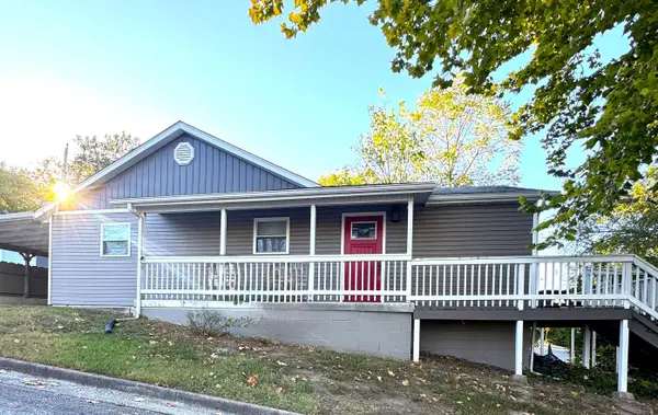 314 W Long Street, Branson, MO 65616