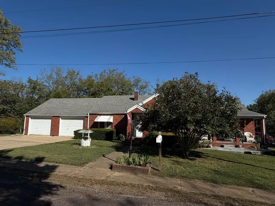 604 W 2nd Street, Mountain View, MO 65548 - #2