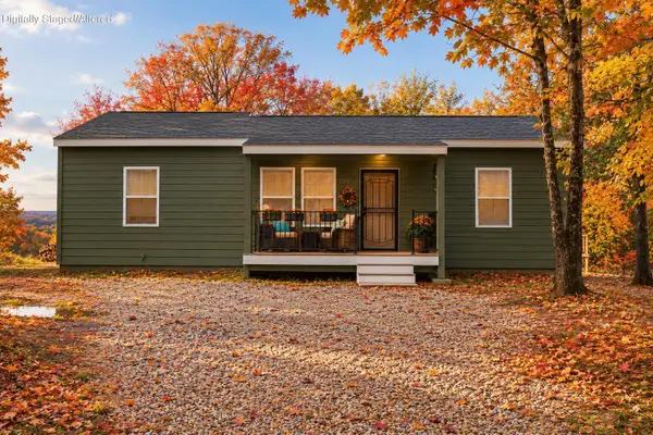 128 Thundering Pines Lane, Reeds Spring, MO 65737