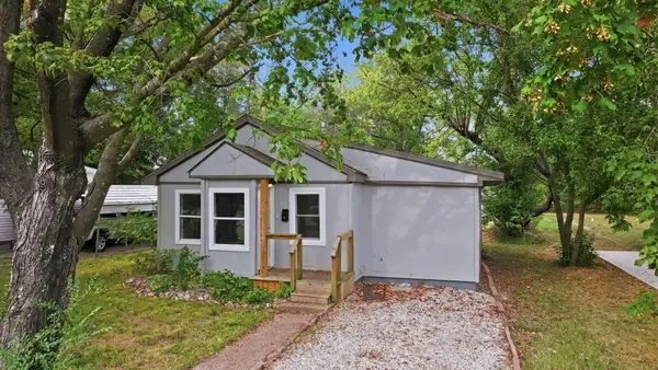 741 N Warren Avenue, Springfield, MO 65802