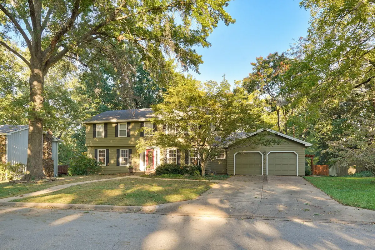 2926 S Versailles Avenue, Springfield, MO 65804 - #1