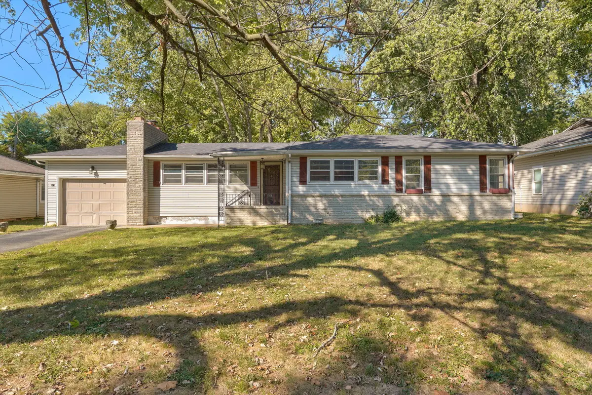 1933 E Wayland Street, Springfield, MO 65804 - #1