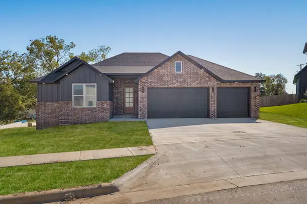4972 S Sycamore Avenue, Springfield, MO 65810