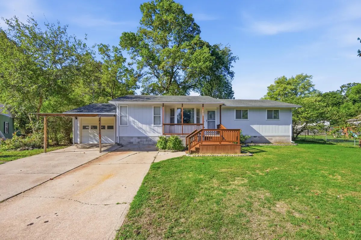 1406 Knapp Court, Neosho, MO 64850 - #1