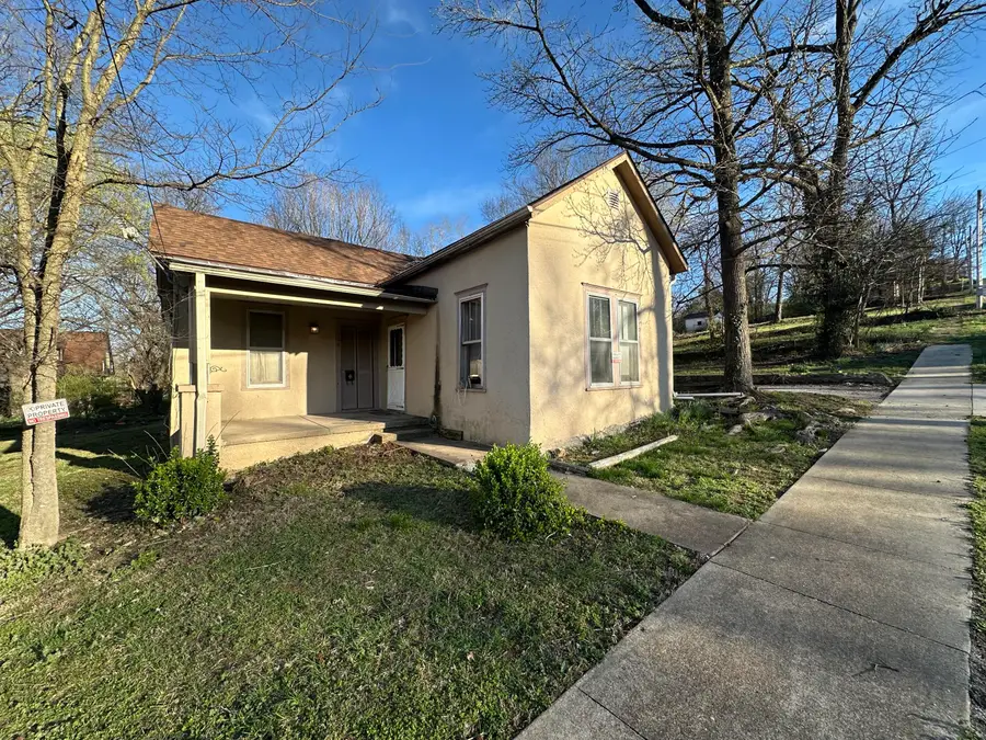 408 Walnut Street, West Plains, MO 65775 - #2