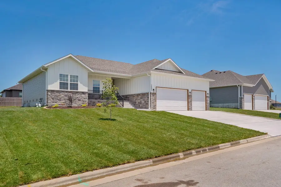 2605 W Webb Road, Ozark, MO 65721 - #2
