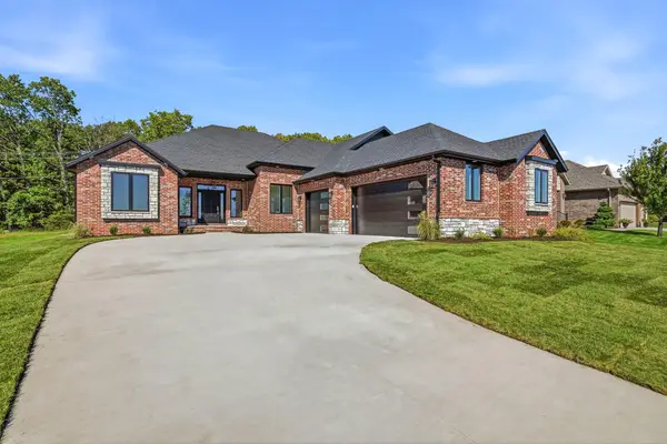 1755 W Gaslight Drive, Springfield, MO 65810