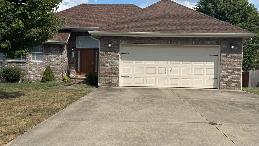 940 Bradford Court, Marshfield, MO 65706 - #2