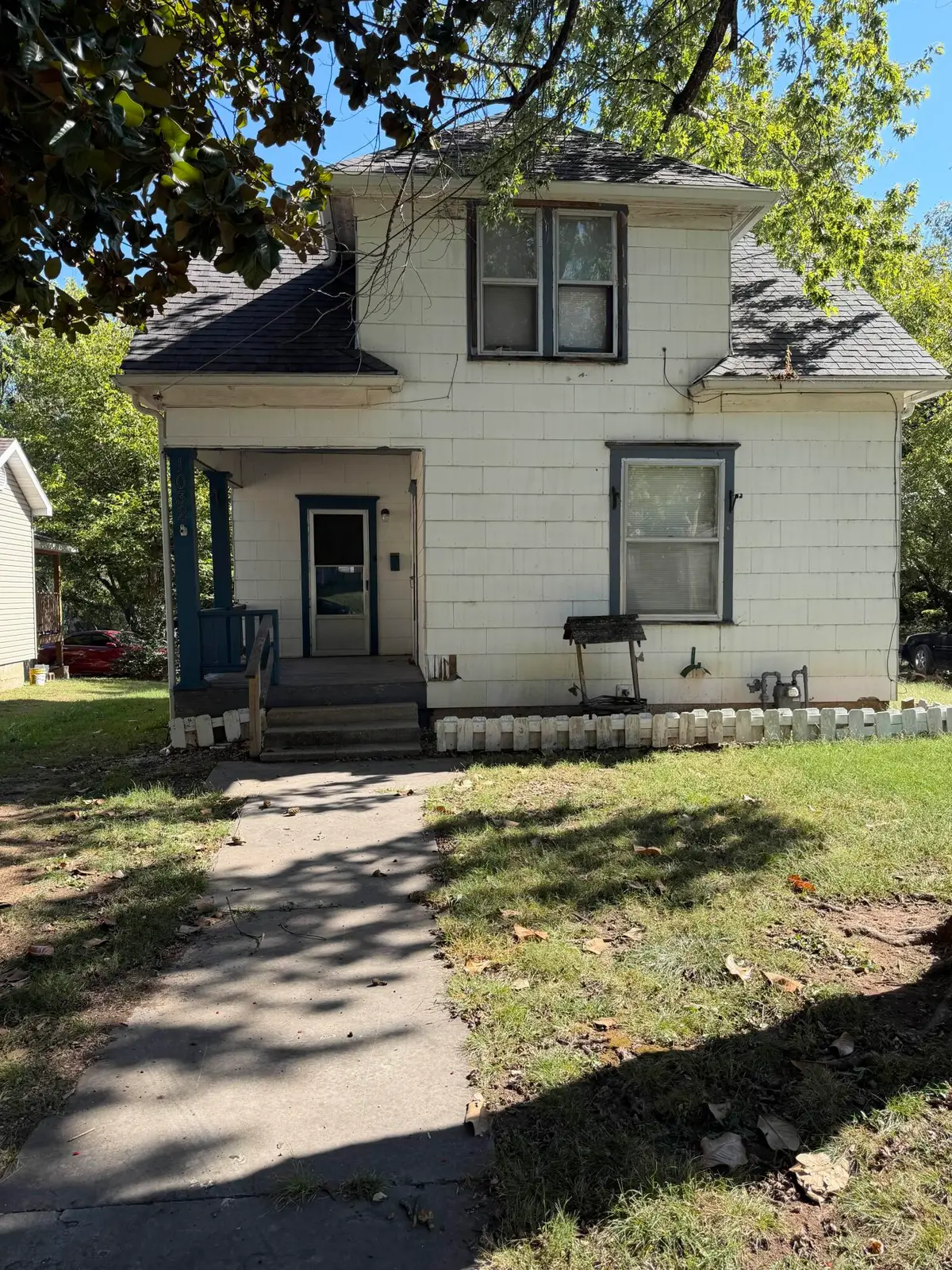 1032 Valley Street, Carthage, MO 64836 - #1
